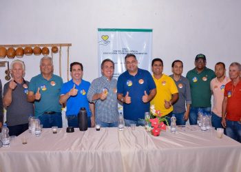Ao lado de Tom, Marcelo, Renato e outras lideranças, Luciano Araújo inicia campanha em Coité