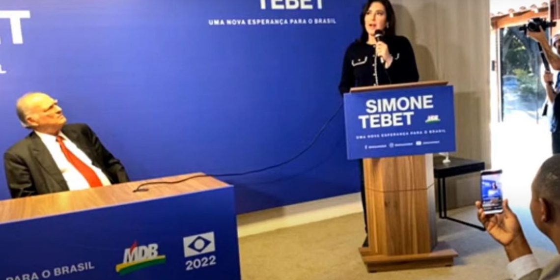 Simone Tebet registra candidatura à Presidência no TSE