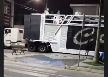 Coité Folia: Prefeitura faz teste para verificar se trio elétrico passa sobre faixa elevada