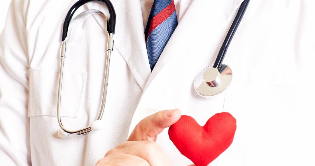 Dia do Coração: saiba as diferenças entre sintomas de infarto em mulheres e homens