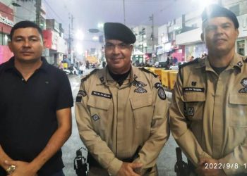 PM conta com mais de 70 homens no Coité Folia e viaturas circulando em pontos vulneráveis da cidade; garante comandante do 16ºBPM