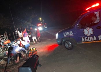 Coité – Colisão envolvendo moto e bicicleta deixa dois feridos, um em estado grave