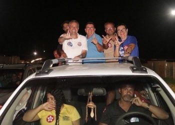 Com a presença de Alex da Piatã, prefeito Gonzaga realiza uma das maiores carreatas da história de Ichu