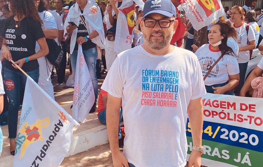 Profissionais de enfermagem fazem manifestação em Salvador para pressionar STF sobre piso