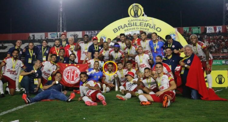 Coiteense Jean Pierre é campeão da Série D pelo América de Natal