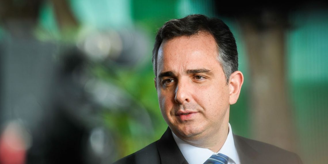 Rodrigo Pacheco assume Presidência da República por quatro dias