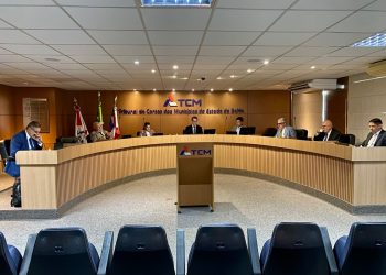 Ex-prefeito baiano é multado pelo TCM por uso indevido de recursos de FUNDEB