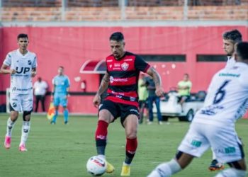 Vitória e ABC empatam sem gols no Barradão, e time baiano liga alerta na Série C