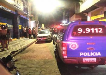 Jovem de 19 anos é morta a tiros em suposto assalto no centro de Capim Grosso