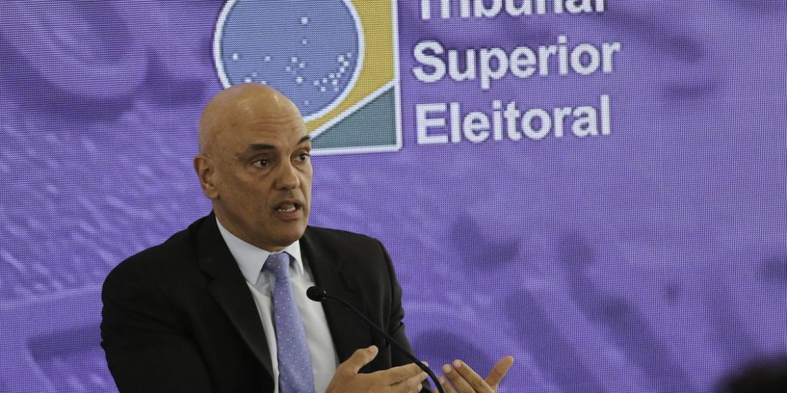 Primeiro turno teve diminuição de votos brancos e nulos, diz TSE