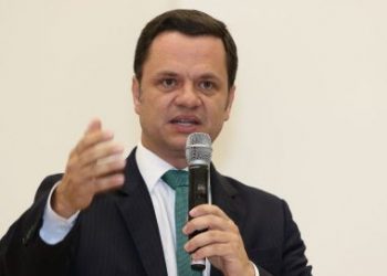 Ministro da Justiça manda Polícia Federal investigar institutos de pesquisa