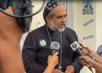 Padre Kelmon só recebeu um voto na seção onde votou, em Salvador