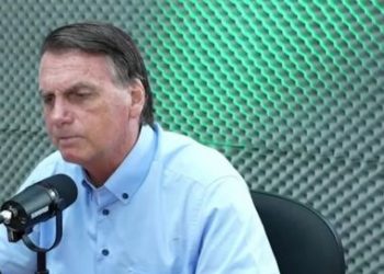 ‘Pintou um clima’: Bolsonaro relata história com garotas de 15 anos em Brasília; veja vídeo