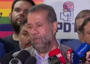 Com aval de Ciro, PDT oficializa apoio a Lula no segundo turno