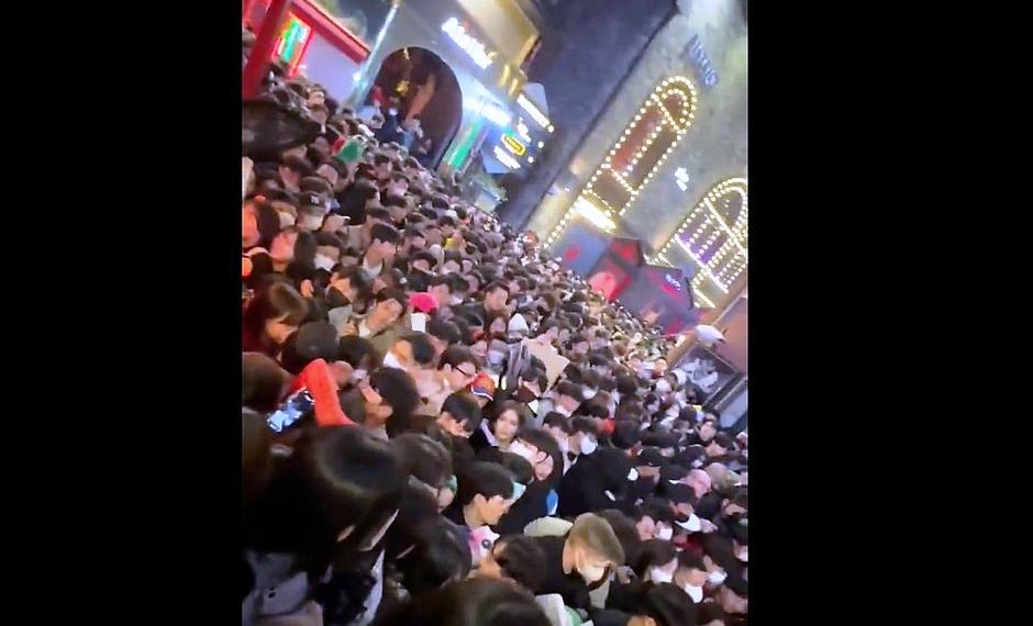 Festa de Halloween na Coreia do Sul deixa mais de 146 mortos