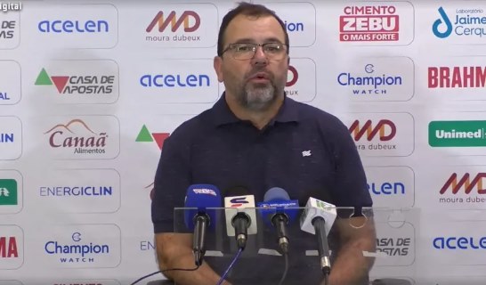 Após nova derrota como visitante, Enderson Moreira avalia o Bahia sem “consistência fora de casa”