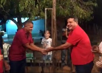 São Domingos – Prefeito Ilário inaugura sistema de abastecimento de água na comunidade de Penhasco que esperava há 30 anos