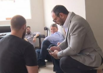 SP – Visita de Tarcísio de Freitas em Paraisópolis, é interrompida por tiroteio na comunidade