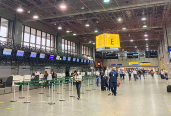 Voos do aeroporto de Guarulhos são cancelados após bloqueios em rodovia