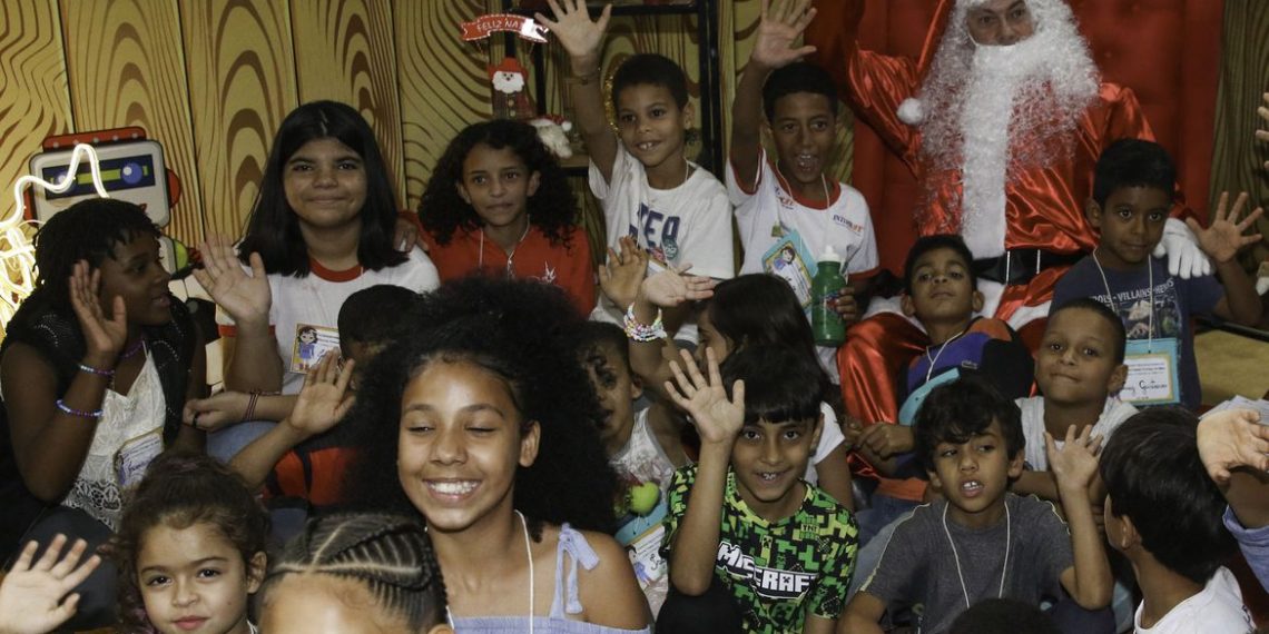 Crianças já podem enviar cartas para campanha Papai Noel dos Correios