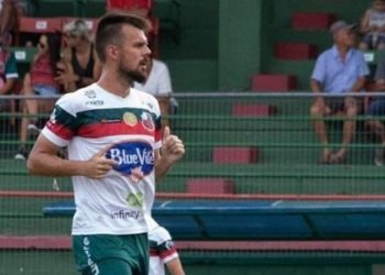 Ex-zagueiro do Bahia morre aos 30 anos