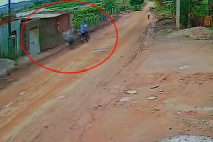 Barra do Choça: batida entre duas motocicletas deixa um homem morto (vídeo)