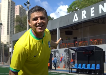 Cantor Del Feliz lança clipe em homenagem a seleção brasileira