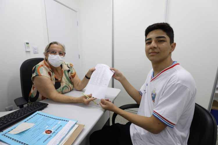 Escolas estaduais iniciam processo de renovação de matrícula para o ano letivo de 2023