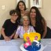 Sem briga: idosa comemorou aniversário de 97 anos com bolo decorado de Lula e Bolsonaro