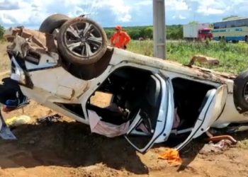 PM aposentado do DF morre em acidente entre dois carros: outras 5 pessoas ficaram feridas