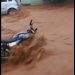 Forte temporal transforma ruas em rios na cidade de Baixa Grande (vídeo)