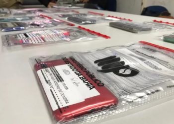 Celulares de PMs são apreendidos em operação sobre morte de subtenente e militares baleados