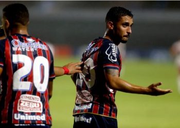 Atletas rebaixados com o Bahia em 2021 festejam acesso: “Foi pela torcida que a gente jogou”, diz Daniel”