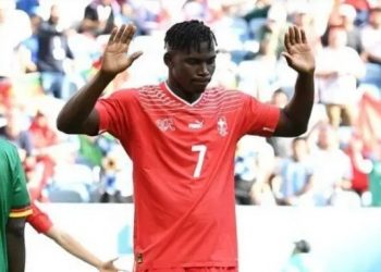Copa – Naturalizado suíço, Embolo é atacado por torcedores de Camarões nas redes sociais: ‘Vendido’