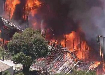 Incêndio atinge estúdios da Rede Globo no Rio de Janeiro