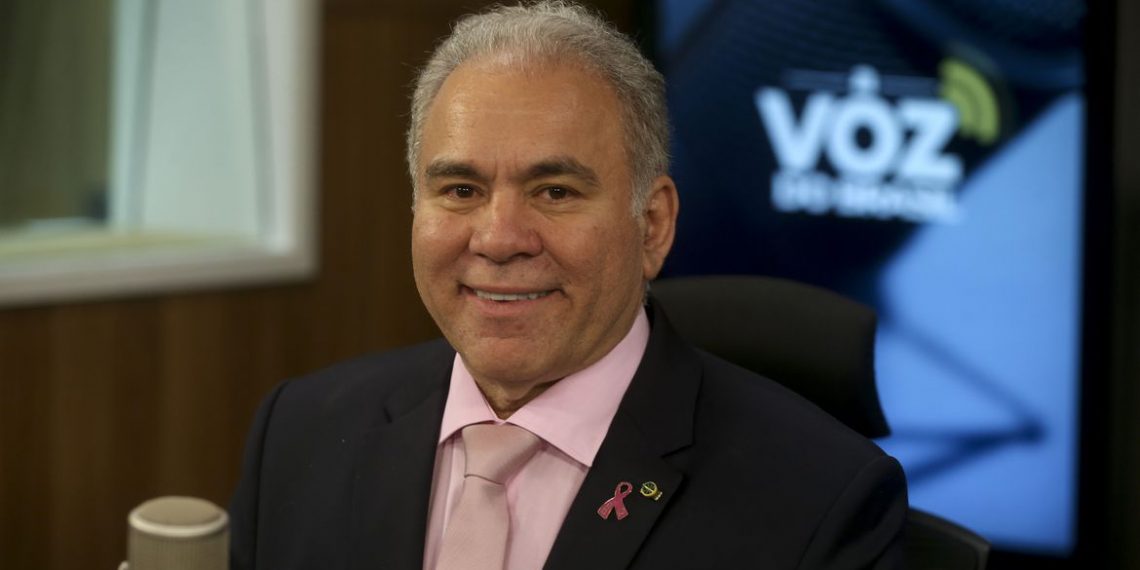 Ministro da Saúde pede que pais vacinem filhos contra a poliomielite