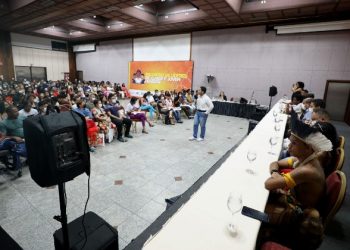 SEC promove encontro com estudantes de toda a Bahia para discutir programas e políticas educacionais