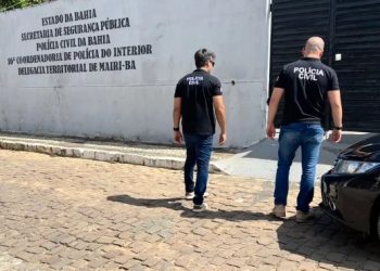 Mulher é presa em Mairi suspeita de prostituir três filhas; uma das vítimas tem 15 anos