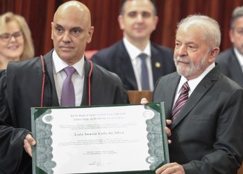Lula e Alckmin são diplomados no TSE