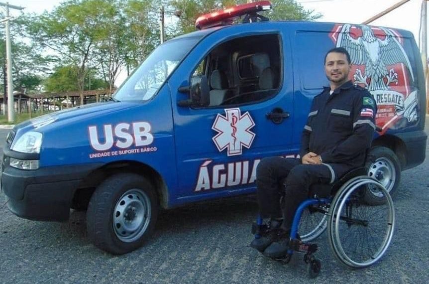 Dia internacional do deficiente físico. Conheça a história de Gildo, cadeirante coiteense motorista de ambulância