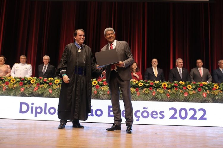 TRE-BA realizou a cerimônia de Diplomação dos eleitos nas últimas eleições gerais