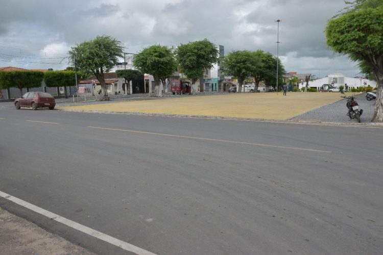 Quijingue: obras estruturantes marcaram a gestão de Rui Costa, diz prefeito Nininho