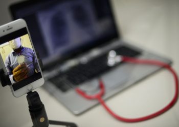 Pesquisa aponta que 33% dos médicos do país atenderam via teleconsulta