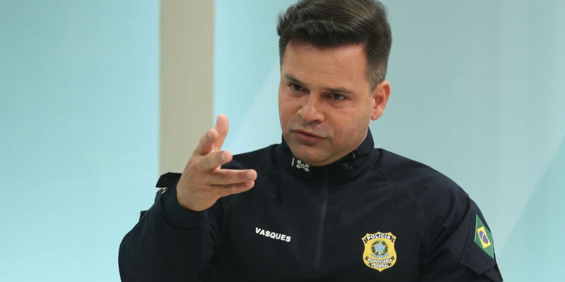 Diretor-geral da PRF é exonerado do cargo