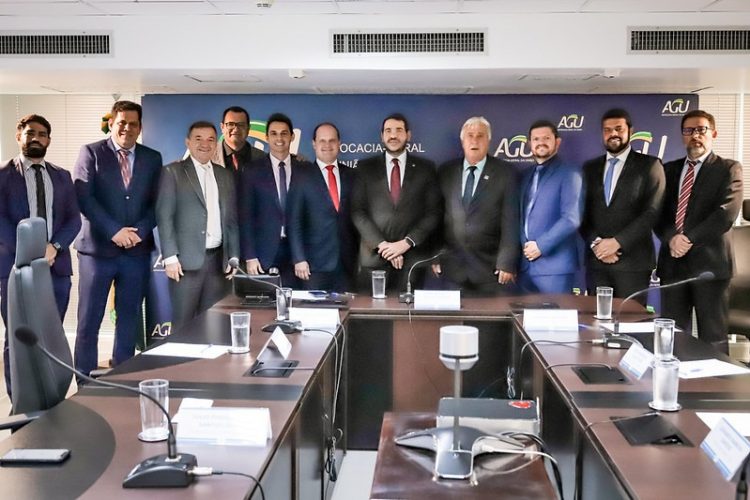 Em Brasília, UPB abre diálogo com o governo federal para impedir queda do FPM em 101 municípios baianos