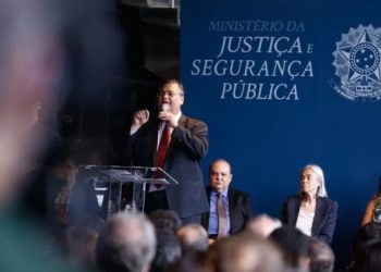 Novo Ministro da Justiça manda investigar postos que aumentaram gasolina