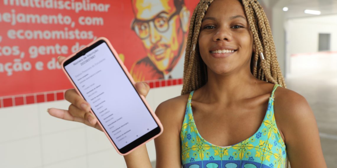 Matrícula on-line da rede estadual segue na segunda e terça-feira para estudantes do Ensino Médio, EJA e Educação Profissional