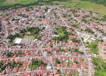 Homens são encontrados mortos dentro de banheiro de ginásio