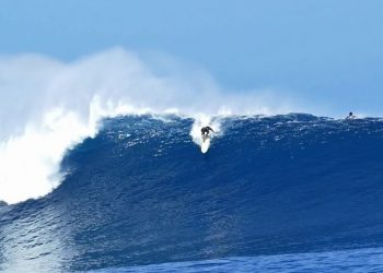 Márcio Freire, surfista de ondas gigantes, morre após queda em Portugal