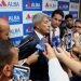 Jerônimo Rodrigues concede entrevista coletiva mais longa entre os governadores da Bahia; diz membro do cerimonial